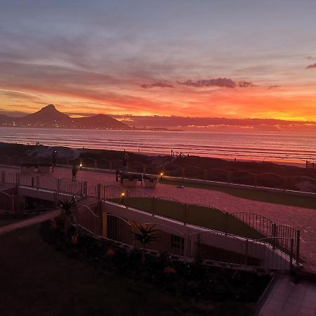 Lagoon Beach Neptune Isle Cape Town Luaran gambar